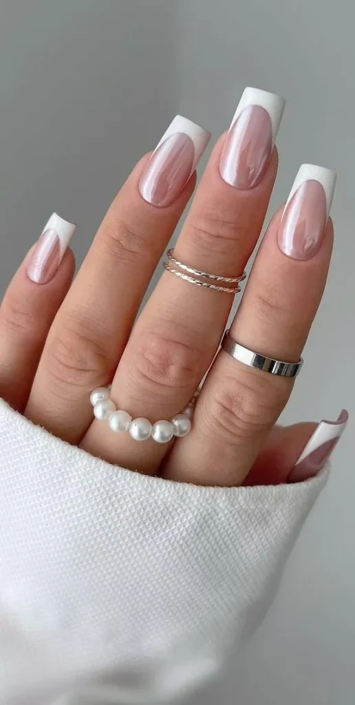 French manicure su unghie coffin